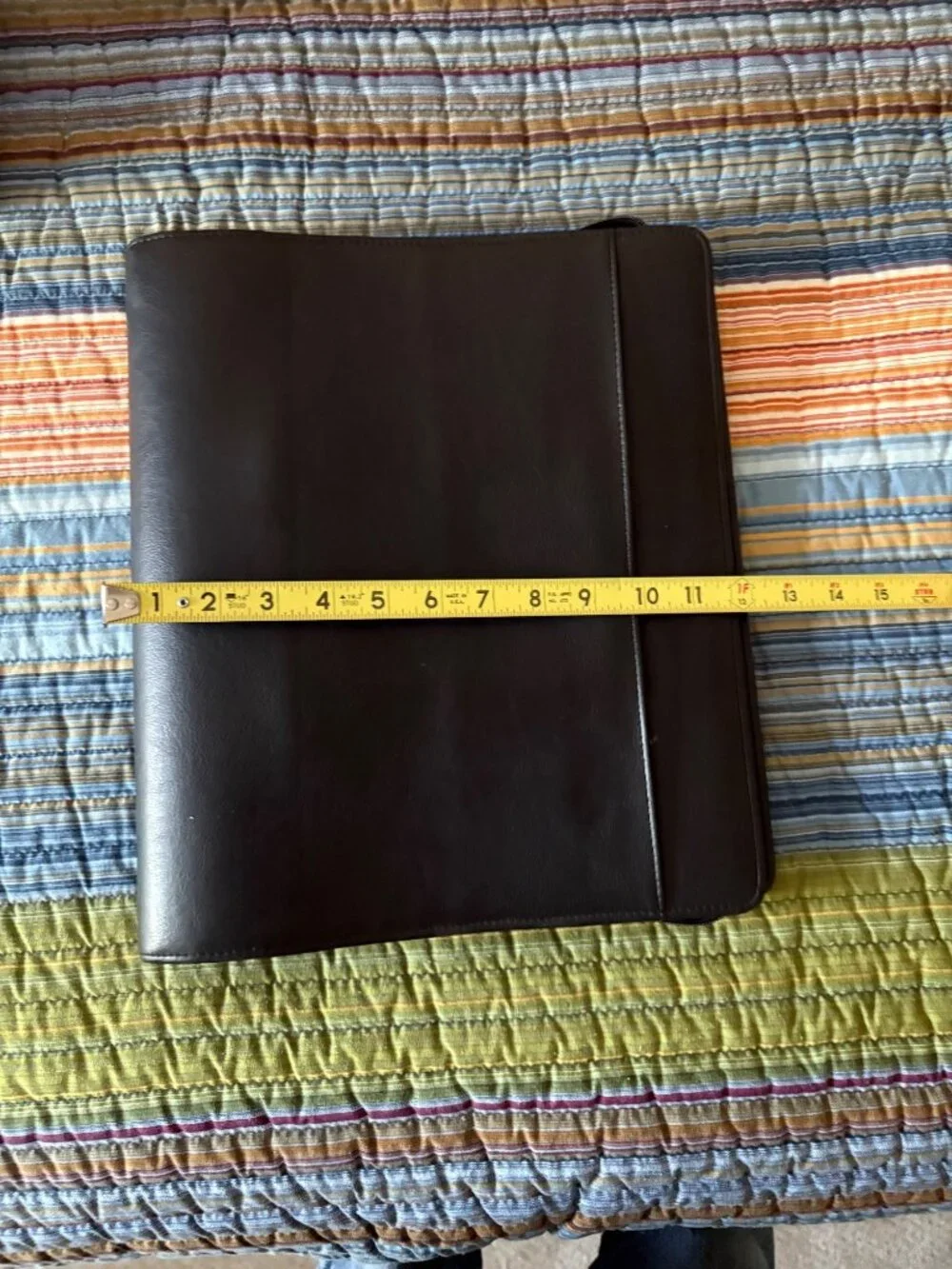 Day Runner Black Portfolio Binder Handles/Zipper Multi-Pocket Organizer 3-Ring